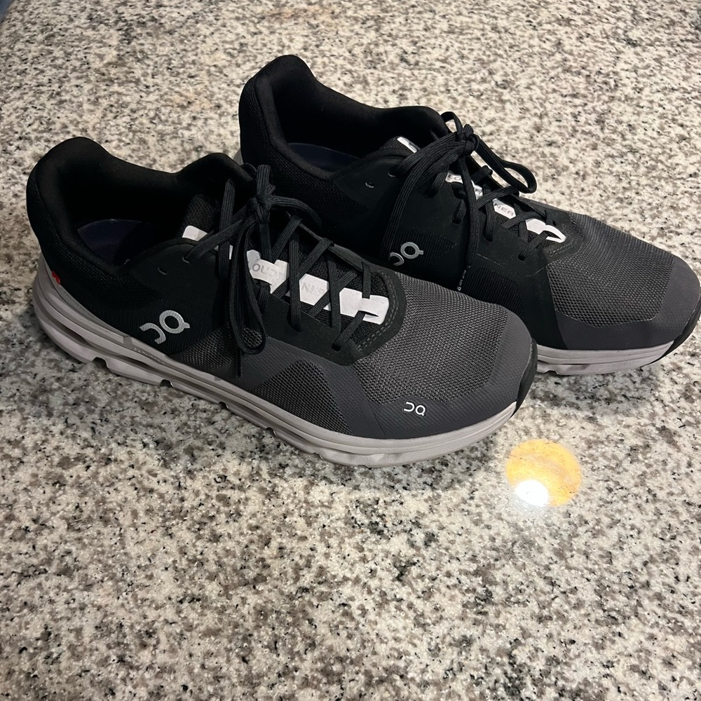 ON Cloudrunner mend running shoes.